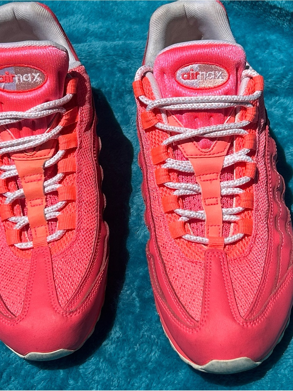 Nike Air Max 95- Vibrant Coral/Hot Pink - Picture 2 of 10